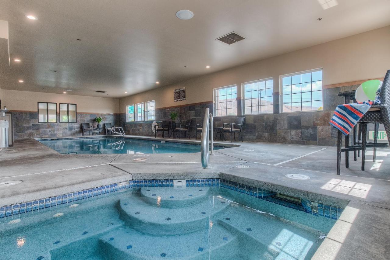 Best Western Plus Yakima Hotel Extérieur photo