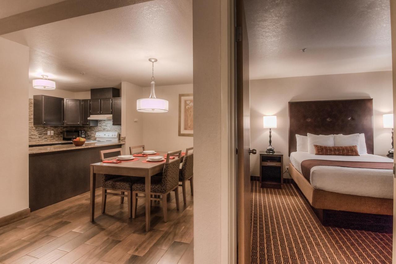 Best Western Plus Yakima Hotel Extérieur photo