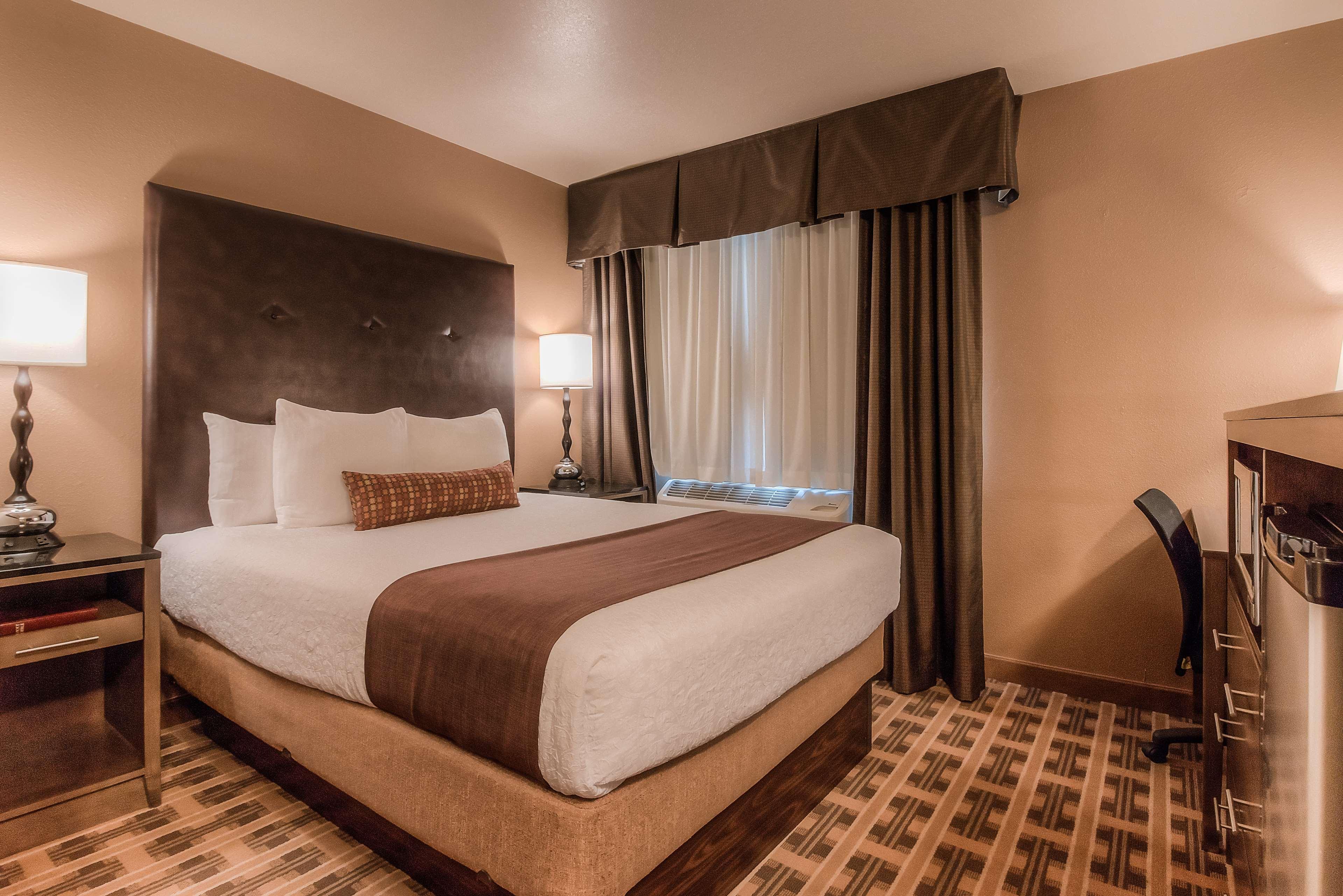 Best Western Plus Yakima Hotel Extérieur photo