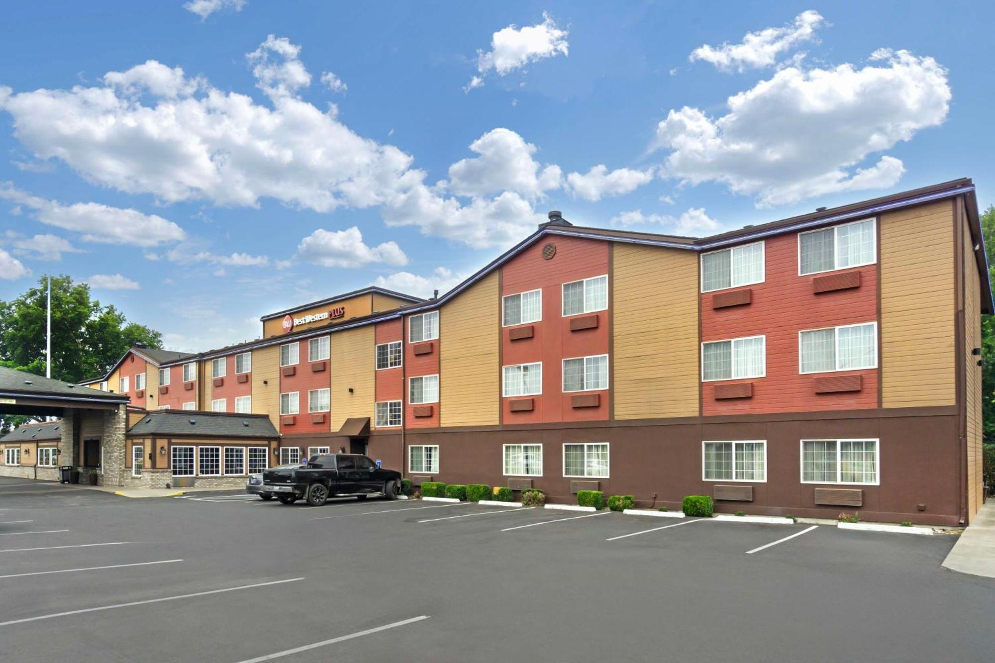 Best Western Plus Yakima Hotel Extérieur photo