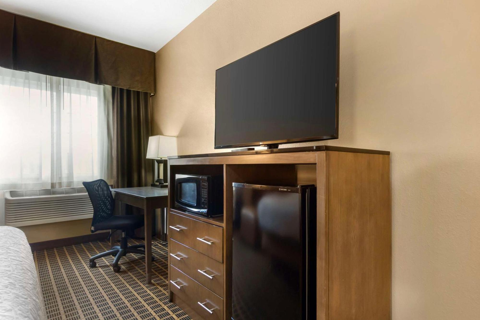 Best Western Plus Yakima Hotel Extérieur photo